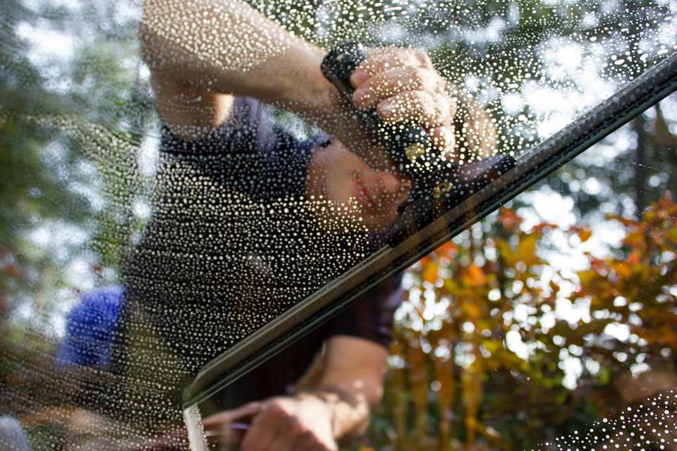 The Benefits of Regular Window Cleaning for Your Home and Office